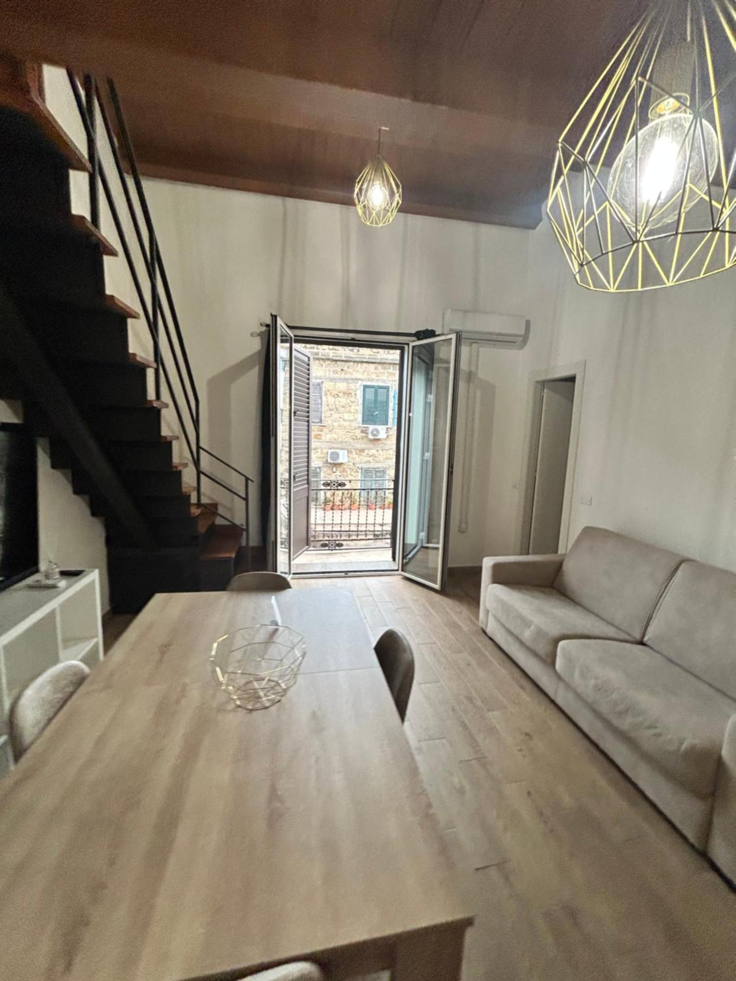 باليرمو Ballaro Suite Apartment الغرفة الصورة