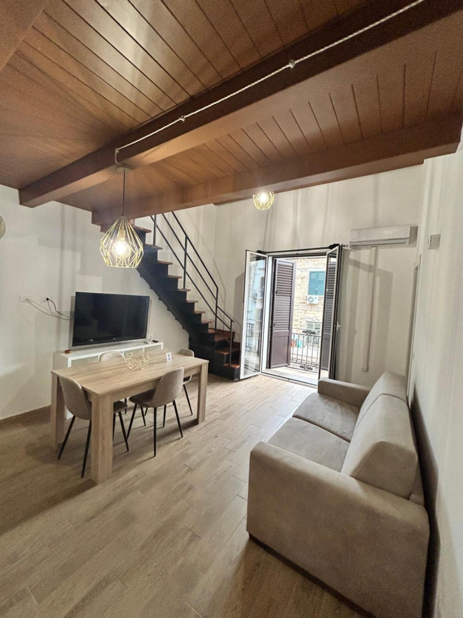 باليرمو Ballaro Suite Apartment الغرفة الصورة