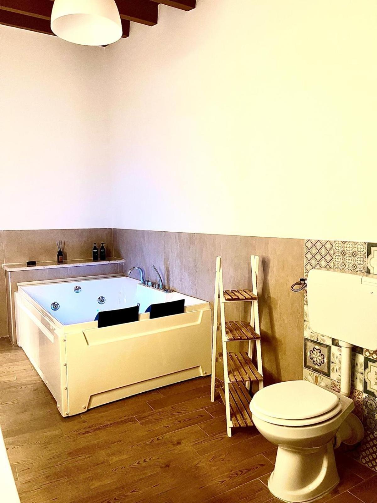 باليرمو Ballaro Suite Apartment المظهر الخارجي الصورة
